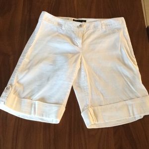 Theory Linen white shorts size 2